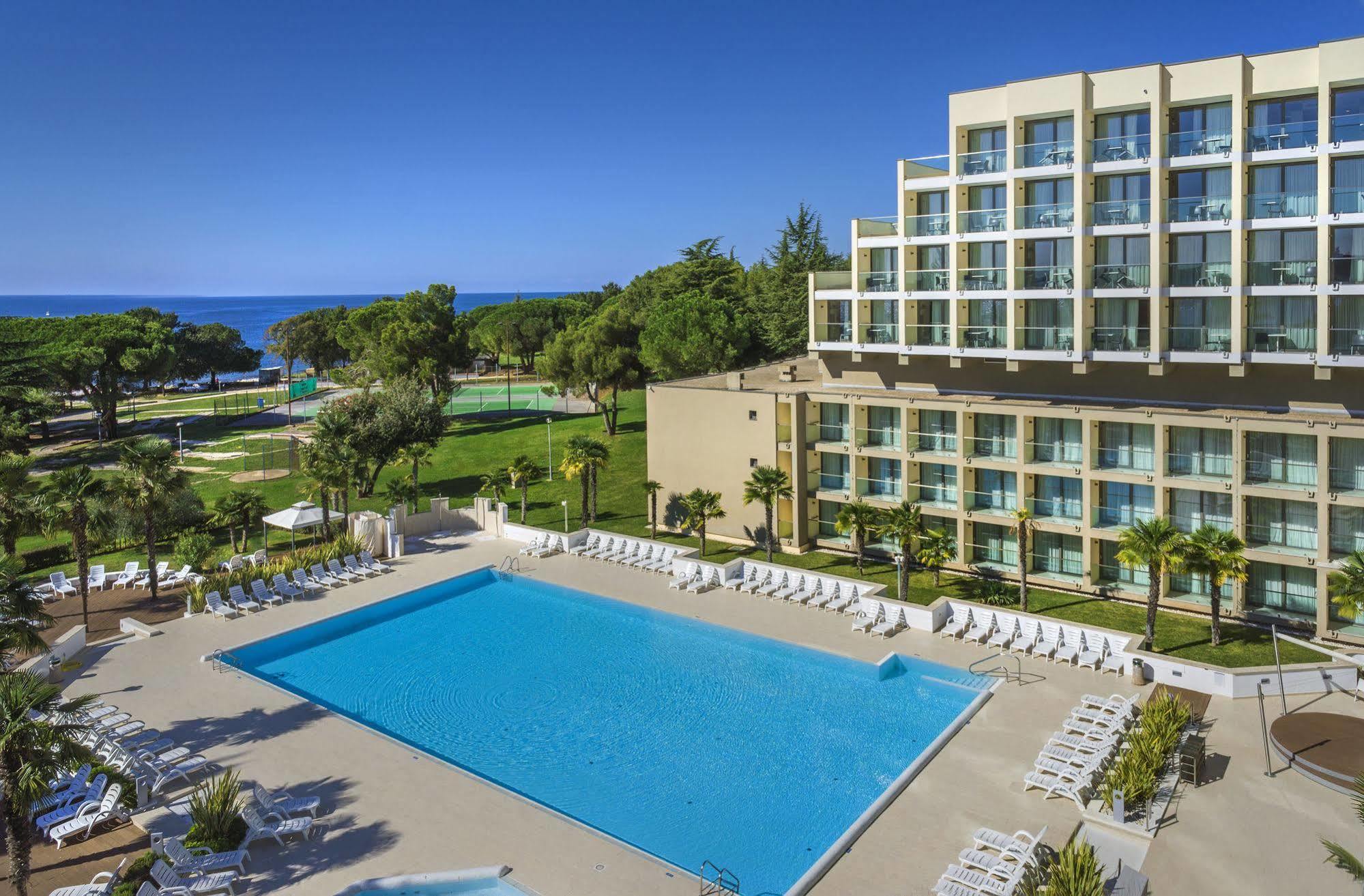 Materada Plava Laguna Hotel 3*